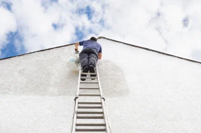 Peinture extérieure à Caixas — façades et ravalement